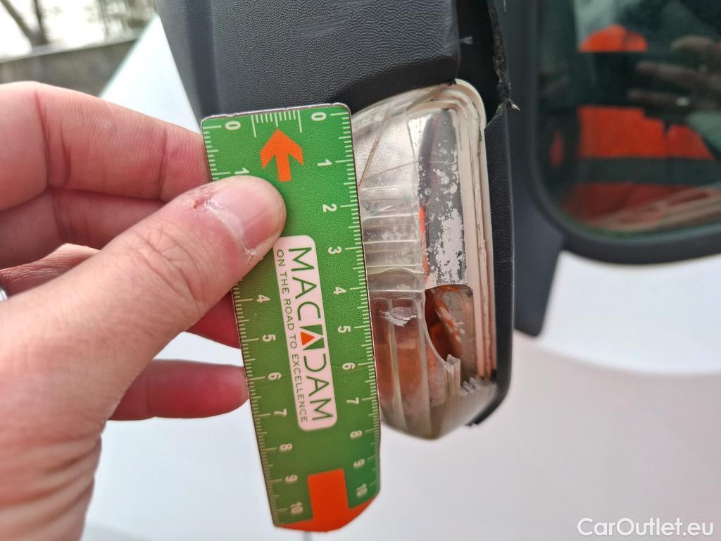  Renault  Master  III Fourgon L2H2 3 5 Grand Confort dCi 130CV BVM6 E6 #17