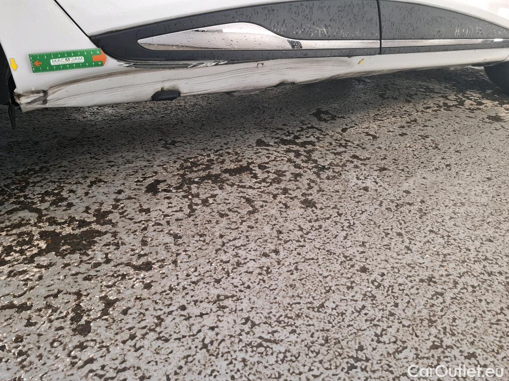  Renault  Clio  IV Business 1.5 dCi 90CV BVM5 E6 #1