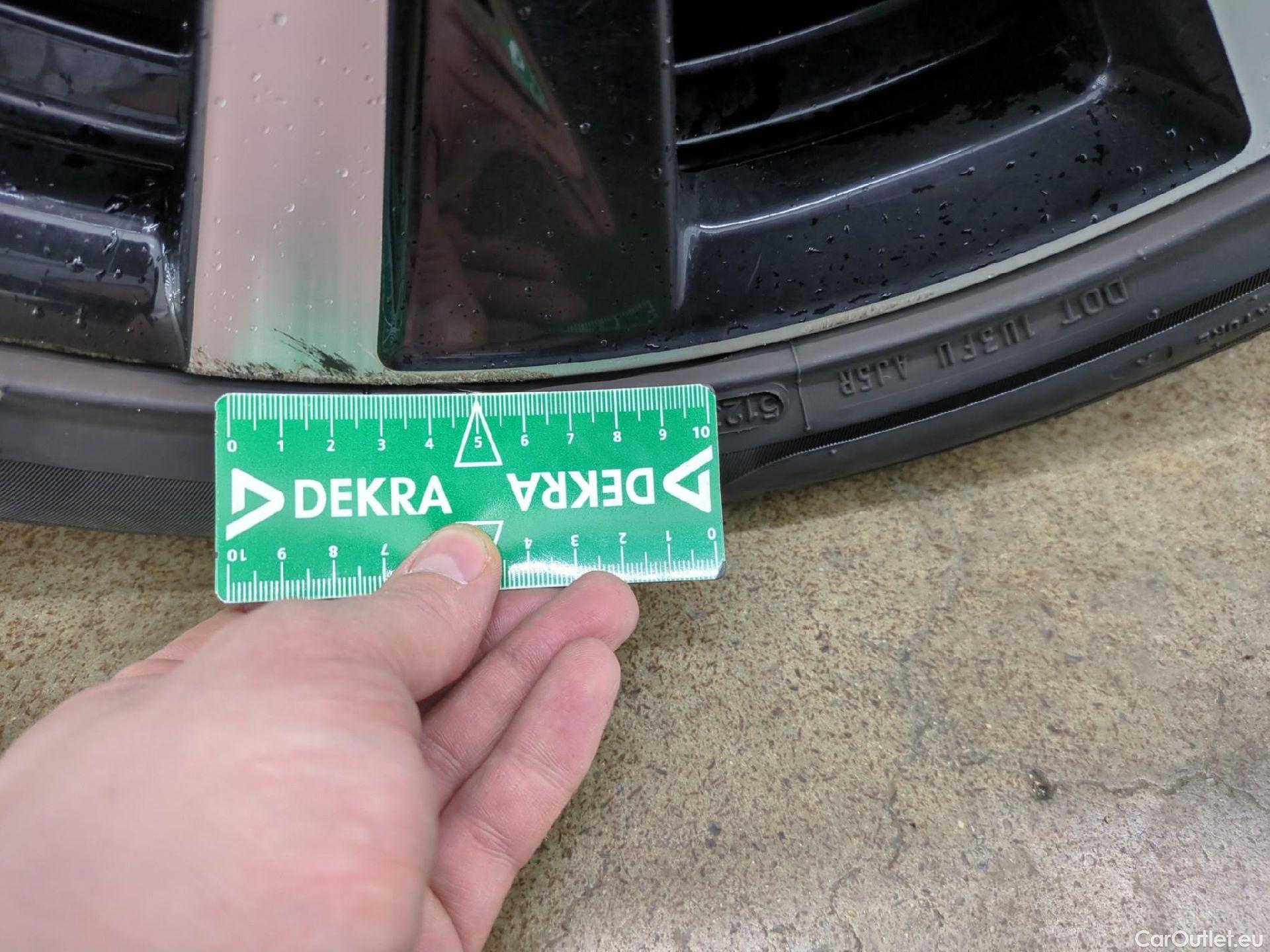  Peugeot  508 PEUGEOT  SW / 2018 / 5P / Break HYBRID 225 E-EAT8 GT #20