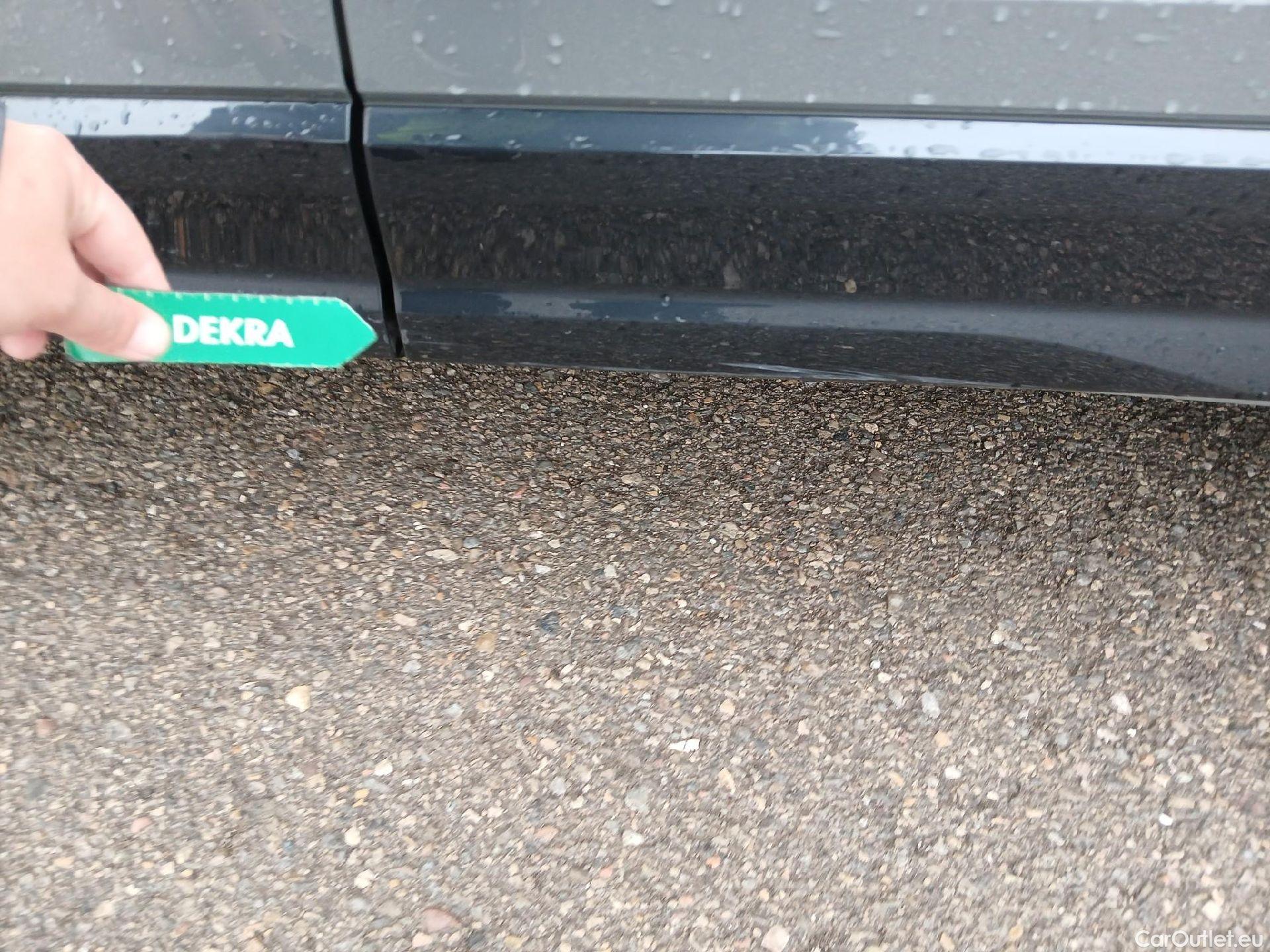  Audi  Q2 AUDI  / 2016 / 5P / todoterreno Design 30 TFSI 85kW (116CV) #12