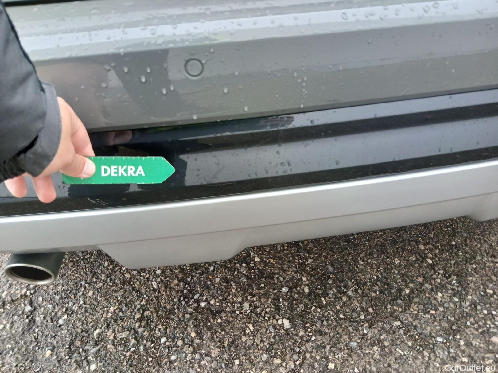  Audi  Q2 AUDI  / 2016 / 5P / todoterreno Design 30 TFSI 85kW (116CV) #13