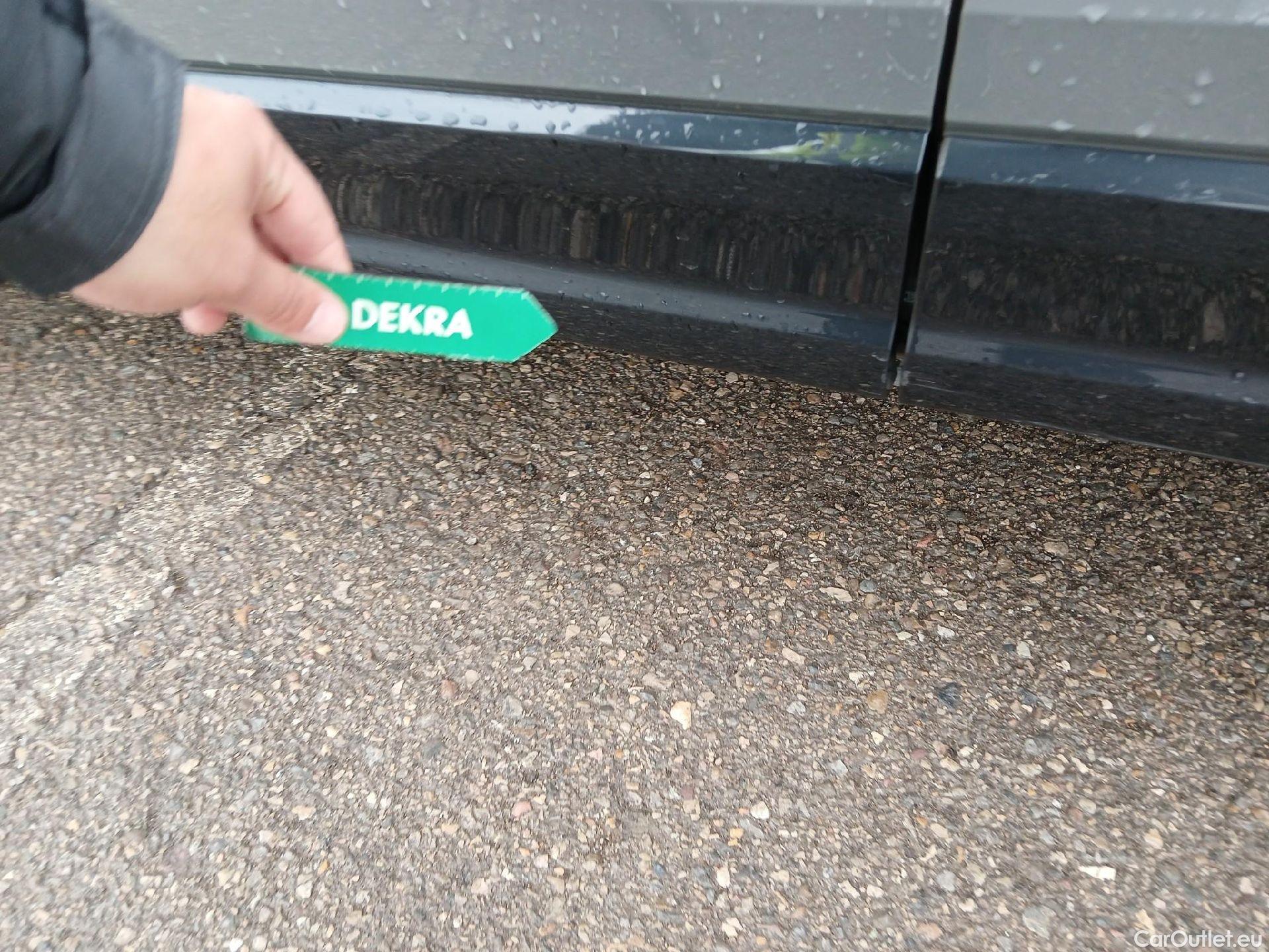  Audi  Q2 AUDI  / 2016 / 5P / todoterreno Design 30 TFSI 85kW (116CV) #10