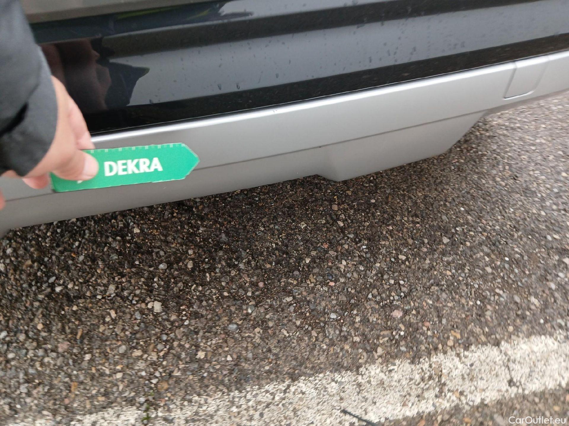  Audi  Q2 AUDI  / 2016 / 5P / todoterreno Design 30 TFSI 85kW (116CV) #16