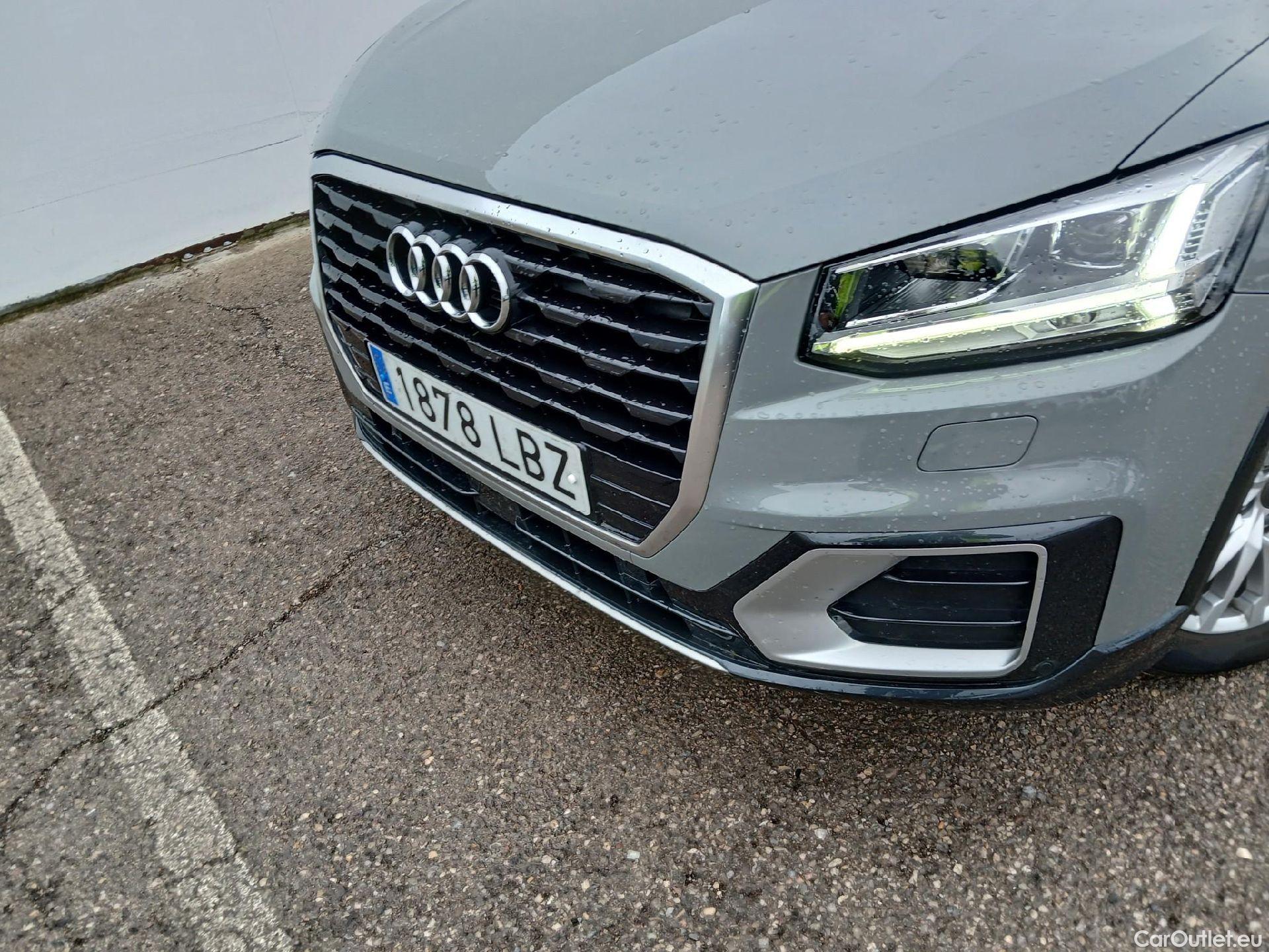  Audi  Q2 AUDI  / 2016 / 5P / todoterreno Design 30 TFSI 85kW (116CV) #3