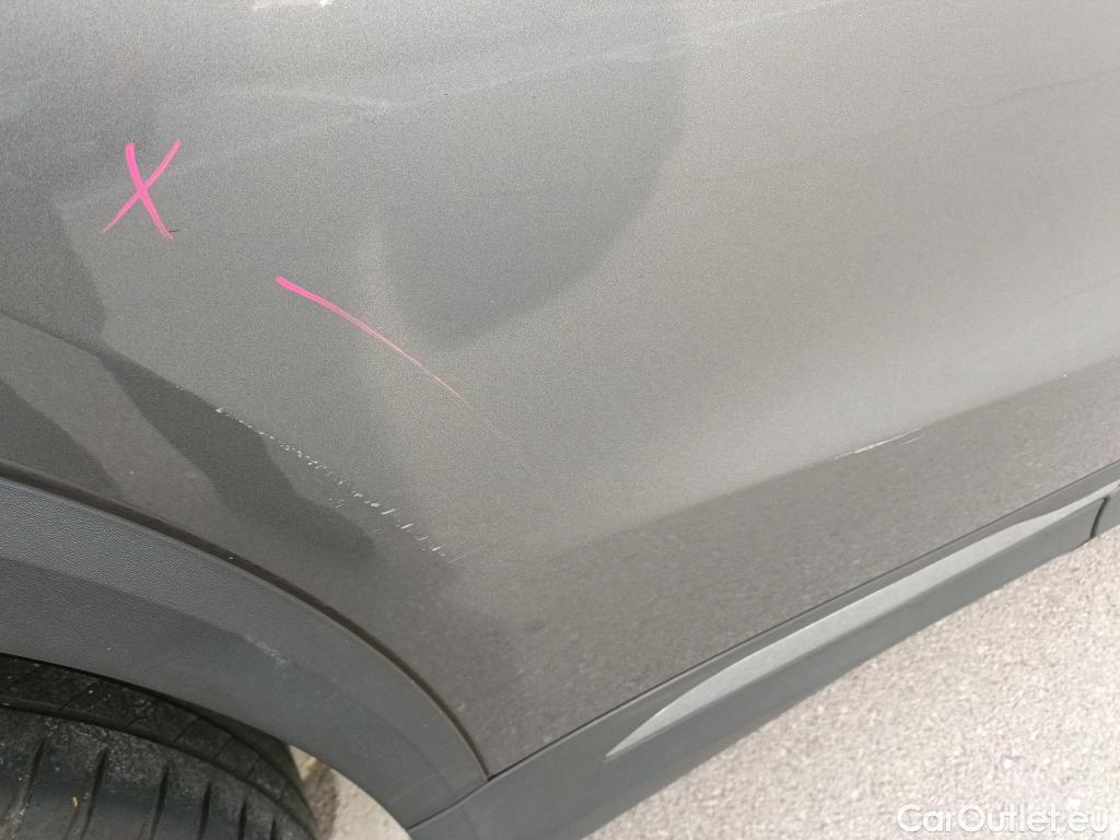  Mercedes  GLA MERCEDES-BENZ  / 2020 / 5P / todoterreno  200 D #4