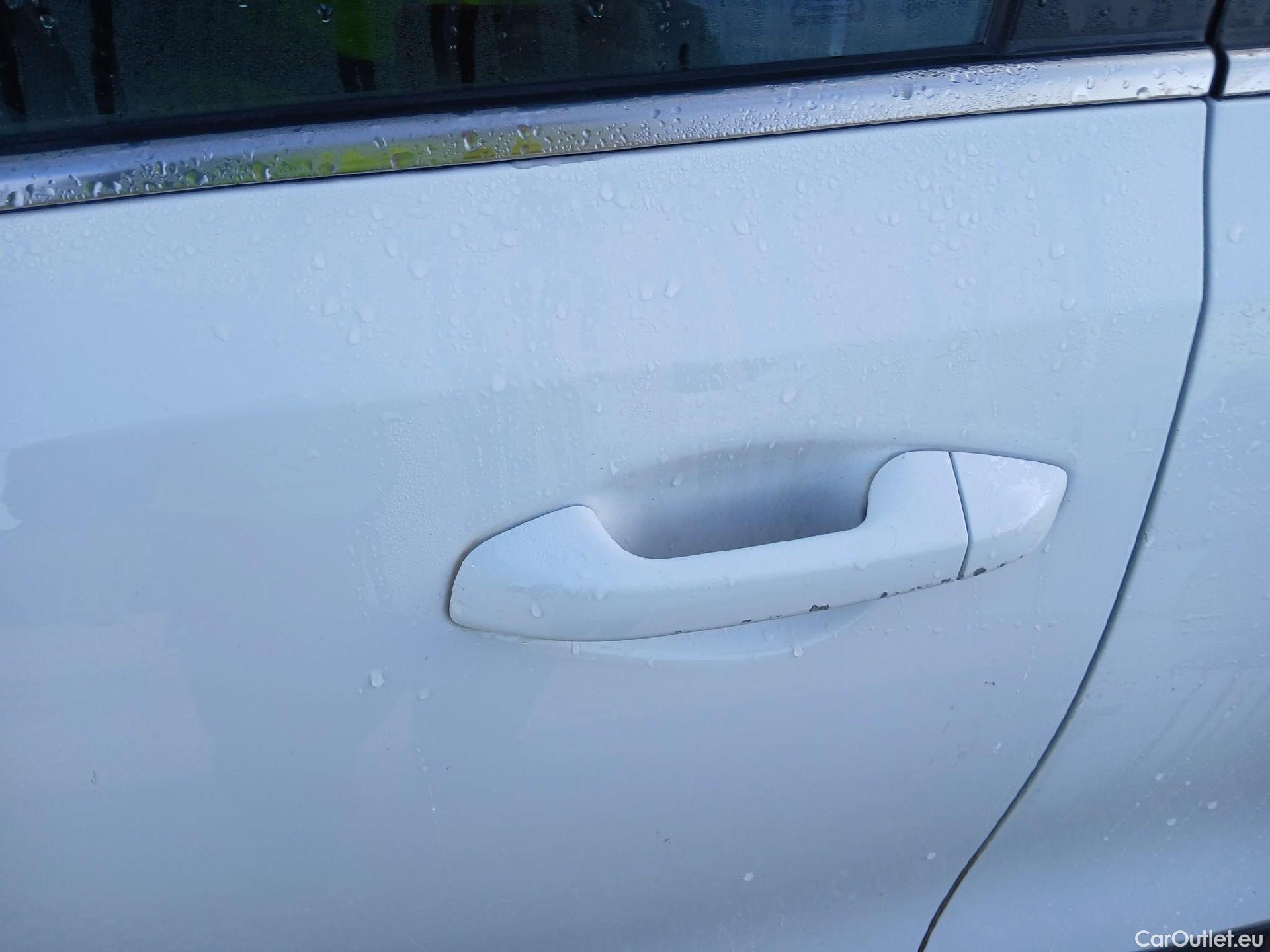  KIA  XCeed KIA  / 2019 / 5P / todoterreno 1.0 T-GDi Drive 88kW (120CV) #12