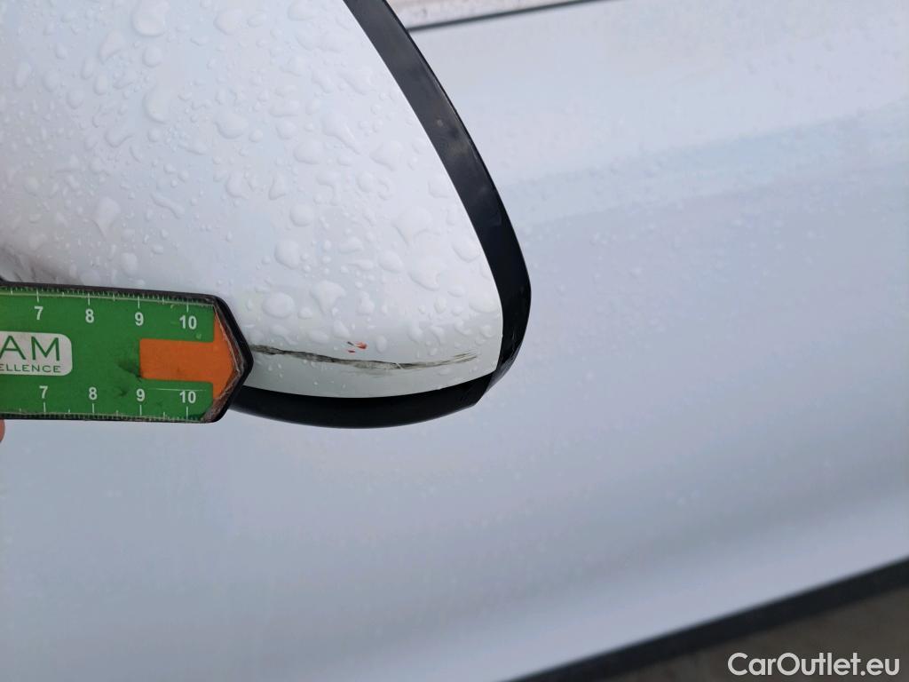  KIA  XCeed KIA  / 2019 / 5P / todoterreno 1.0 T-GDi Drive 88kW (120CV) #23