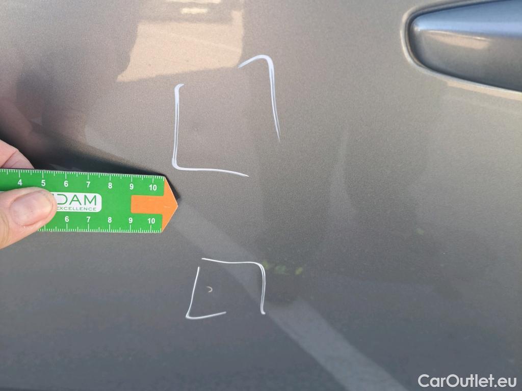  DS  DS7 DS DS 7 Crossback / 2017 / 5P / todoterreno BlueHDi DE 96kW (130CV) Auto.BE CHIC (AC) #4