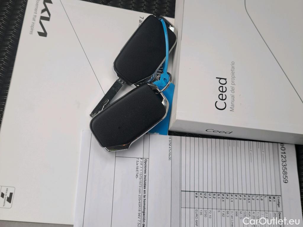  KIA  XCeed KIA  / 2019 / 5P / todoterreno 1.0 T-GDi Drive 88kW (120CV) #8