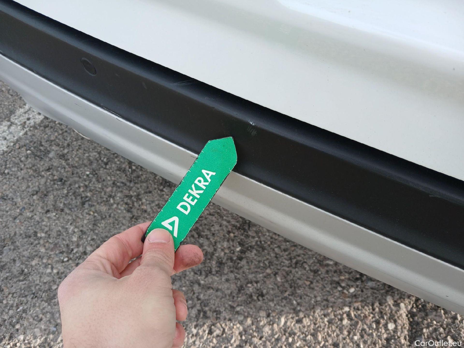  Ford  Kuga FORD  / 2016 / 5P / todoterreno 1.5 EcoBoost 88kW 4x2 Trend+ (CX) #3