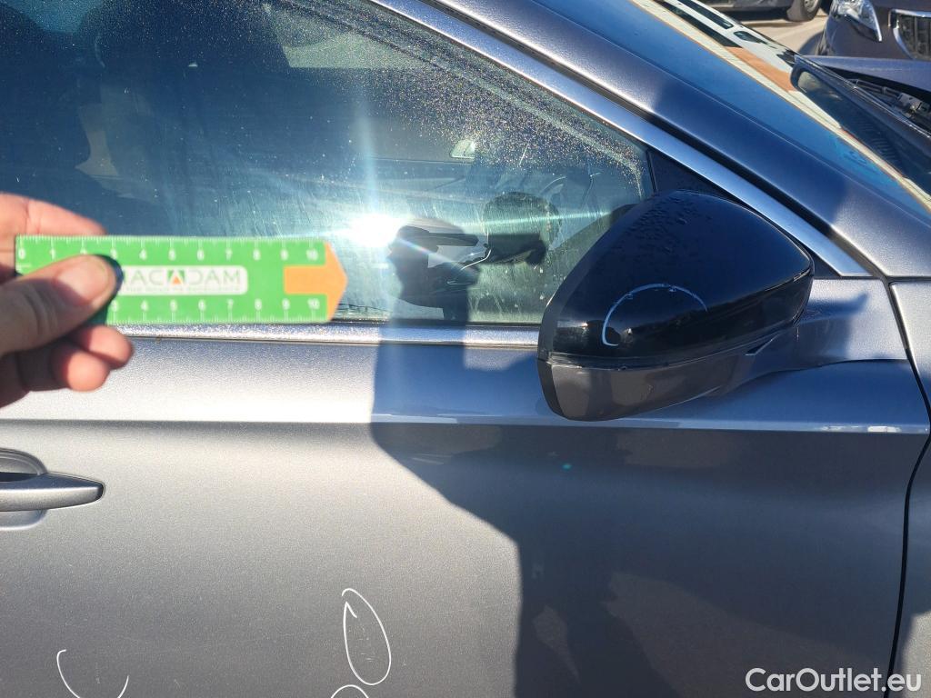  DS  DS7 DS DS 7 Crossback / 2017 / 5P / todoterreno BlueHDi DE 96kW (130CV) Auto.BE CHIC (AC) #26