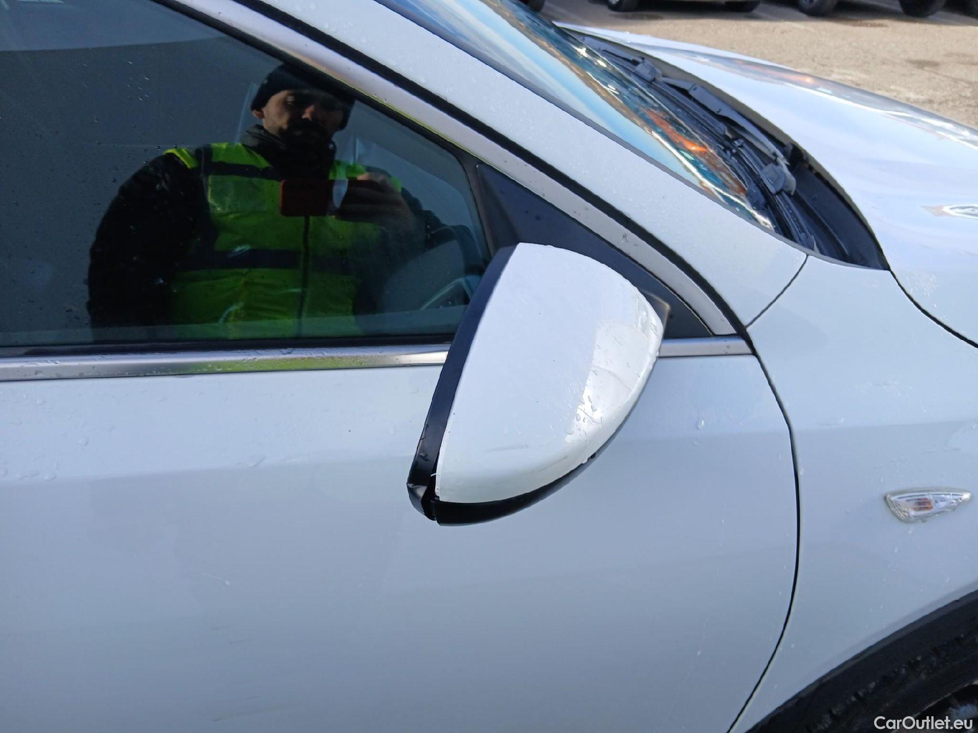  KIA  XCeed KIA  / 2019 / 5P / todoterreno 1.0 T-GDi Drive 88kW (120CV) #34