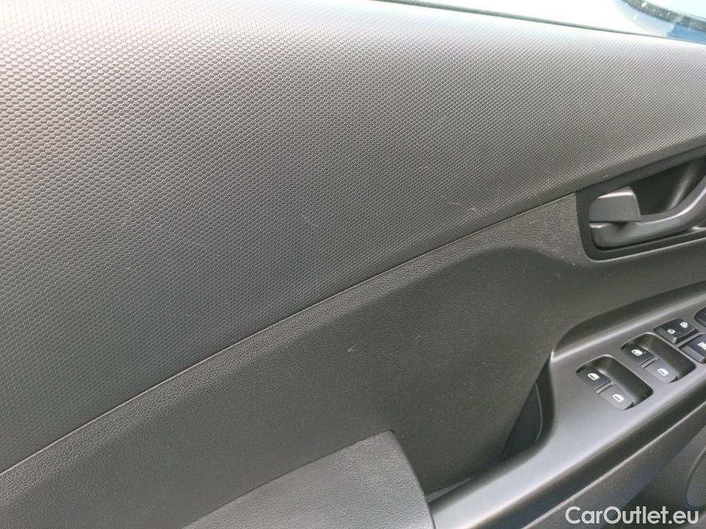  Hyundai  Konna HYUNDAI Kona / 2020 / 5P / todoterreno 1.0 TGDI Klass 4X2 #6