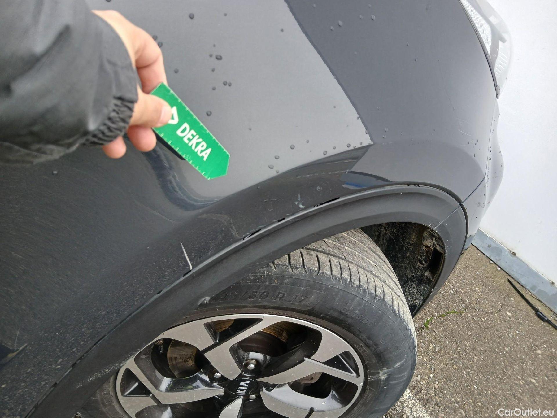  KIA  Sportage KIA  1.6MHEV Drive 100kW(136CV) 4x2(Crist Tintados)(CX) #40