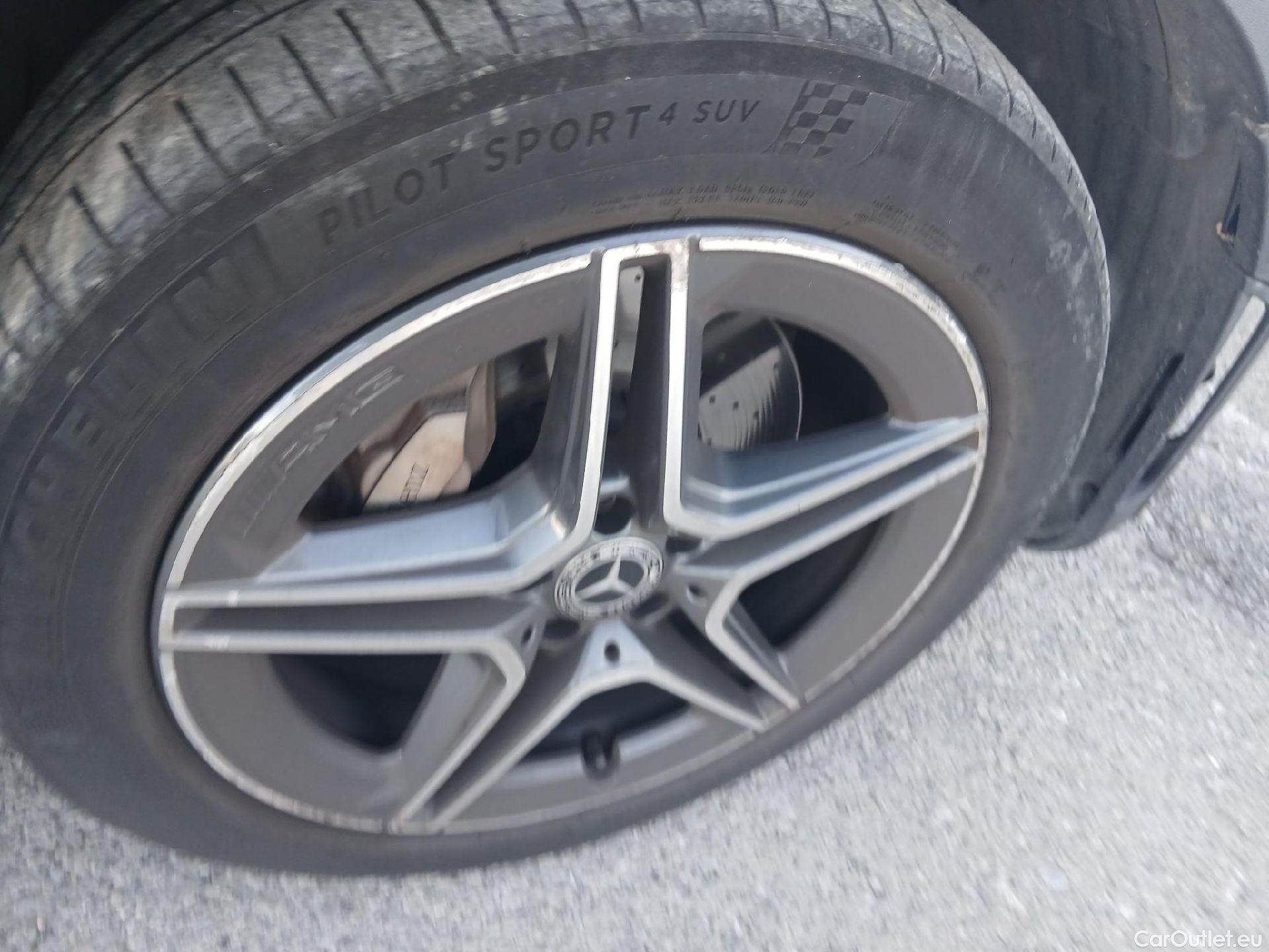  Mercedes  G-Klasee MERCEDES-BENZ GLC Coupé / 2019 / 5P / coupé GLC 220 d 4MATIC #23