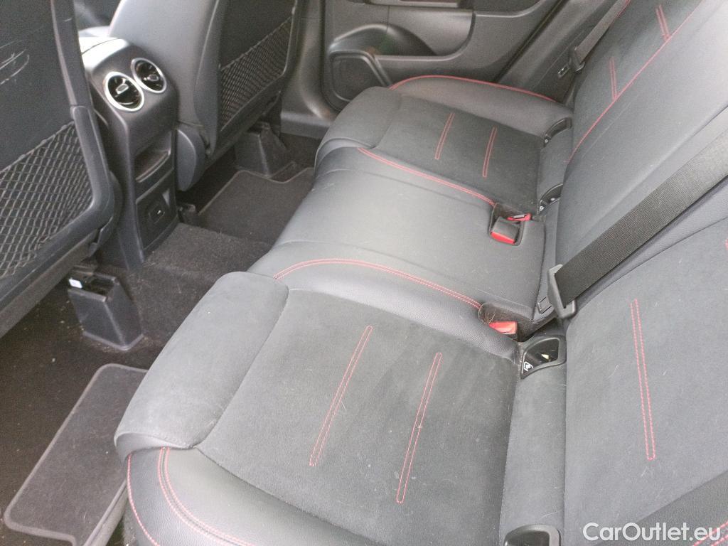  Mercedes  GLA MERCEDES-BENZ  / 2020 / 5P / todoterreno  200 D #11