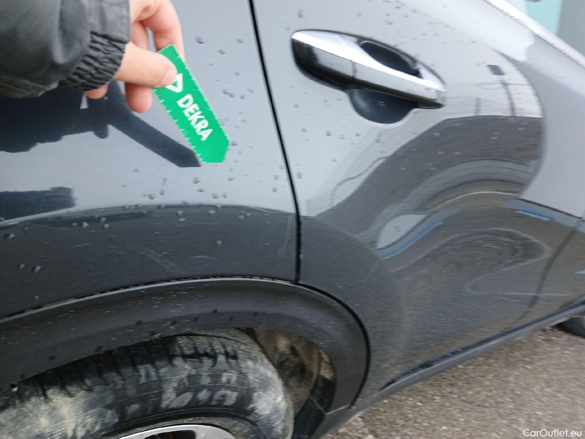  KIA  Sportage KIA  1.6MHEV Drive 100kW(136CV) 4x2(Crist Tintados)(CX) #35