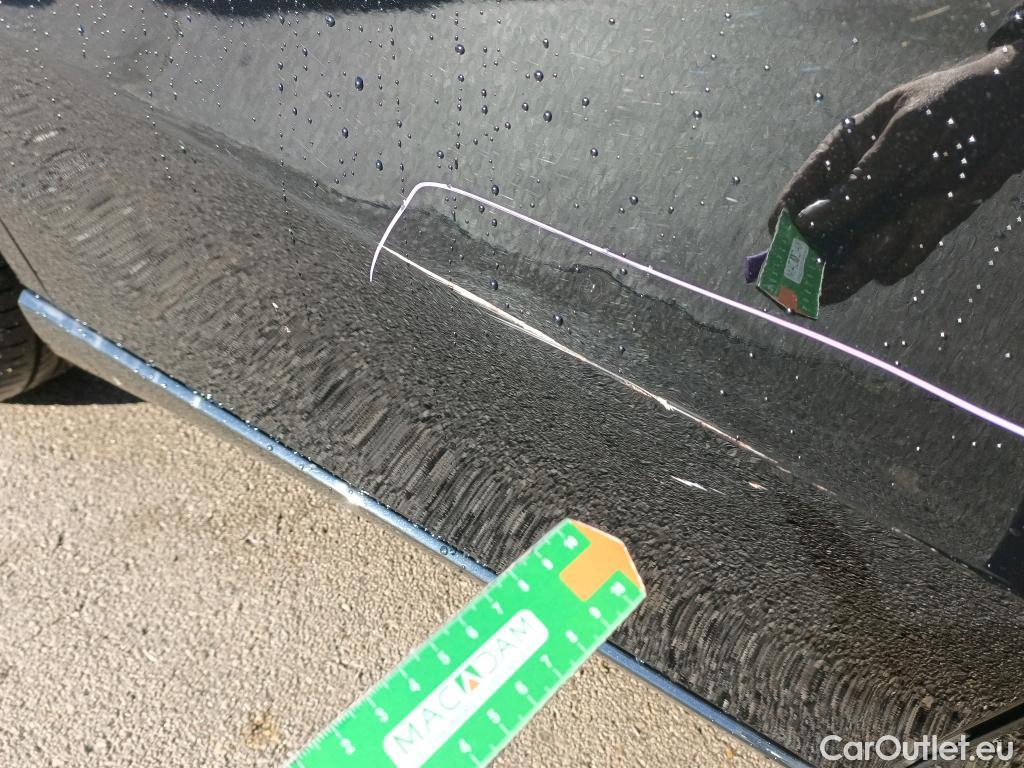  Mercedes  A-Klasse MERCEDES-BENZ Clase A / 2018 / 5P / berlina con portón A 250 e #12