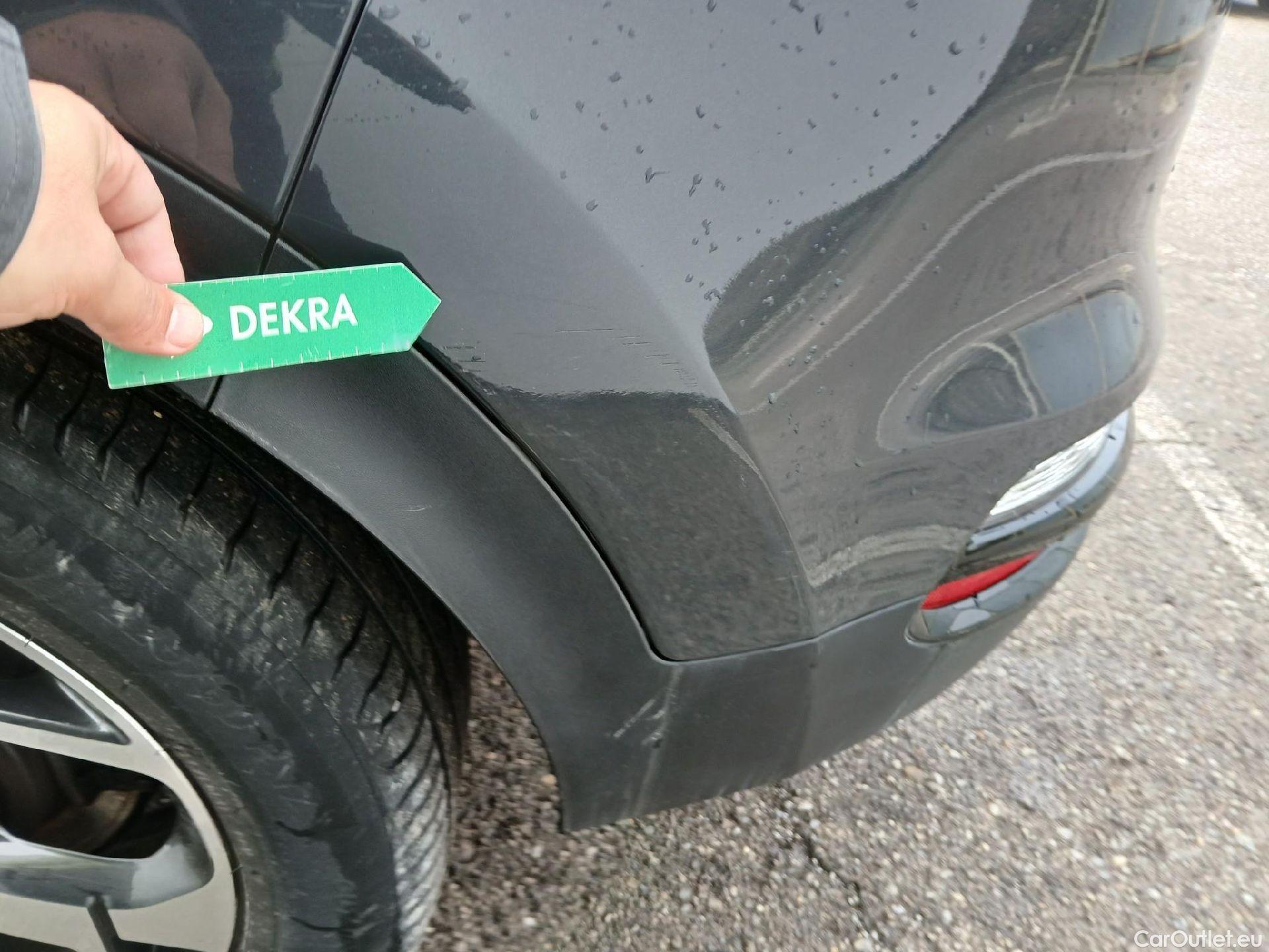  KIA  Sportage KIA  1.6MHEV Drive 100kW(136CV) 4x2(Crist Tintados)(CX) #28