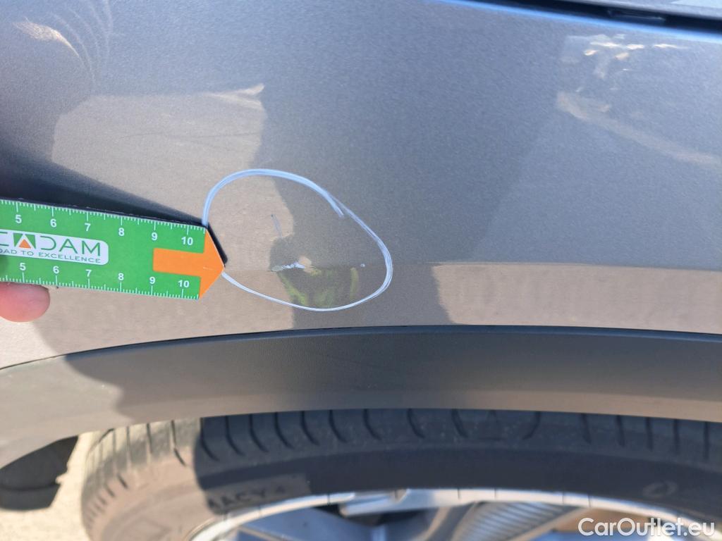  DS  DS7 DS DS 7 Crossback / 2017 / 5P / todoterreno BlueHDi DE 96kW (130CV) Auto.BE CHIC (AC) #23