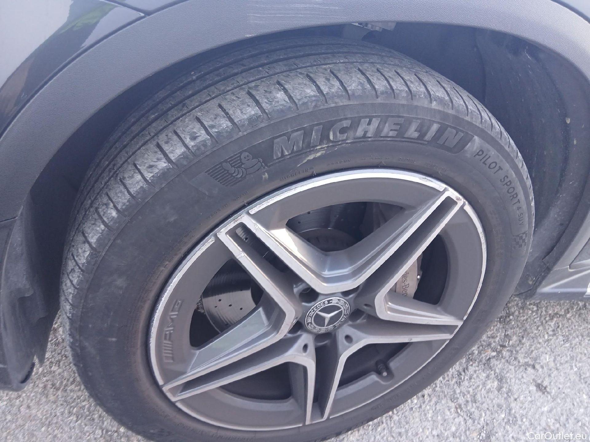  Mercedes  G-Klasee MERCEDES-BENZ GLC Coupé / 2019 / 5P / coupé GLC 220 d 4MATIC #7