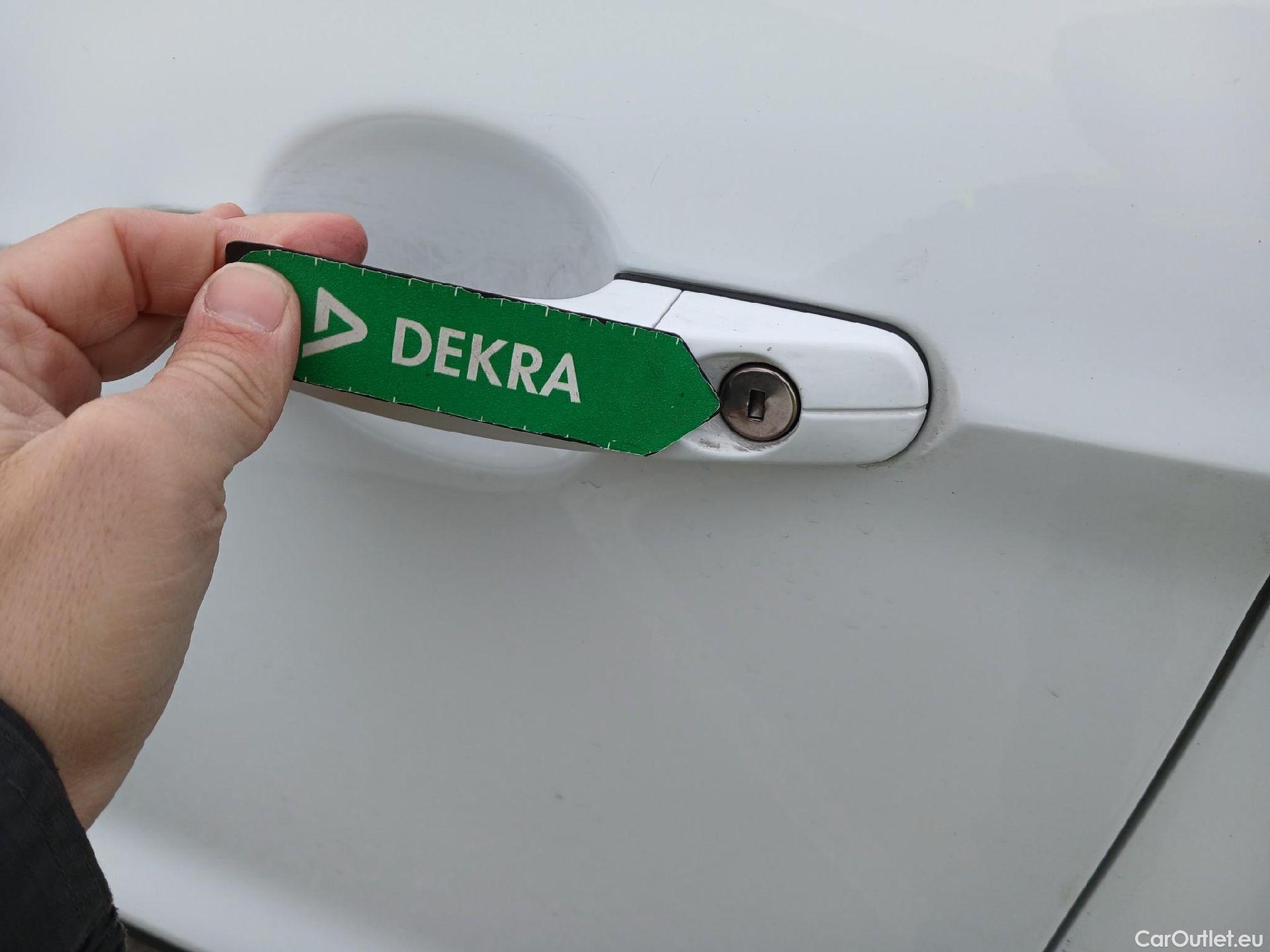  Ford  Kuga FORD  / 2016 / 5P / todoterreno 1.5 EcoBoost 88kW 4x2 Trend+ (CX) #6