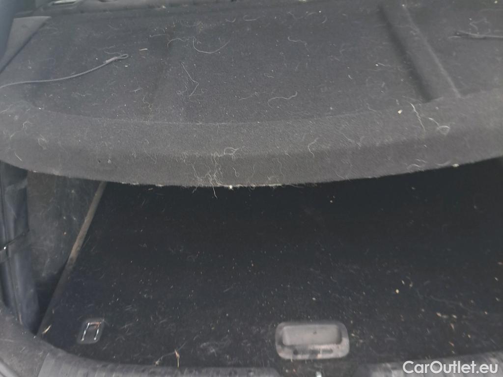  KIA  XCeed KIA  / 2019 / 5P / todoterreno 1.0 T-GDi Drive 88kW (120CV) #3