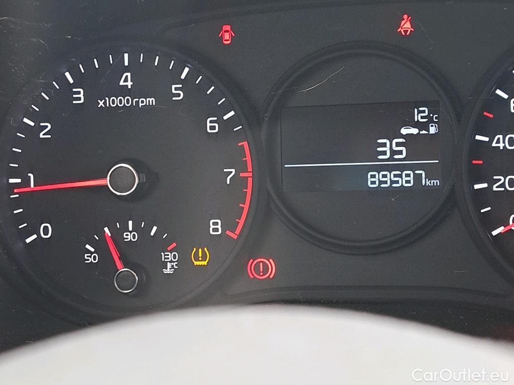  KIA  Picanto KIA  / 2020 / 5P / berlina con portón 1.0 DPi 49kW (67CV) Concept #26