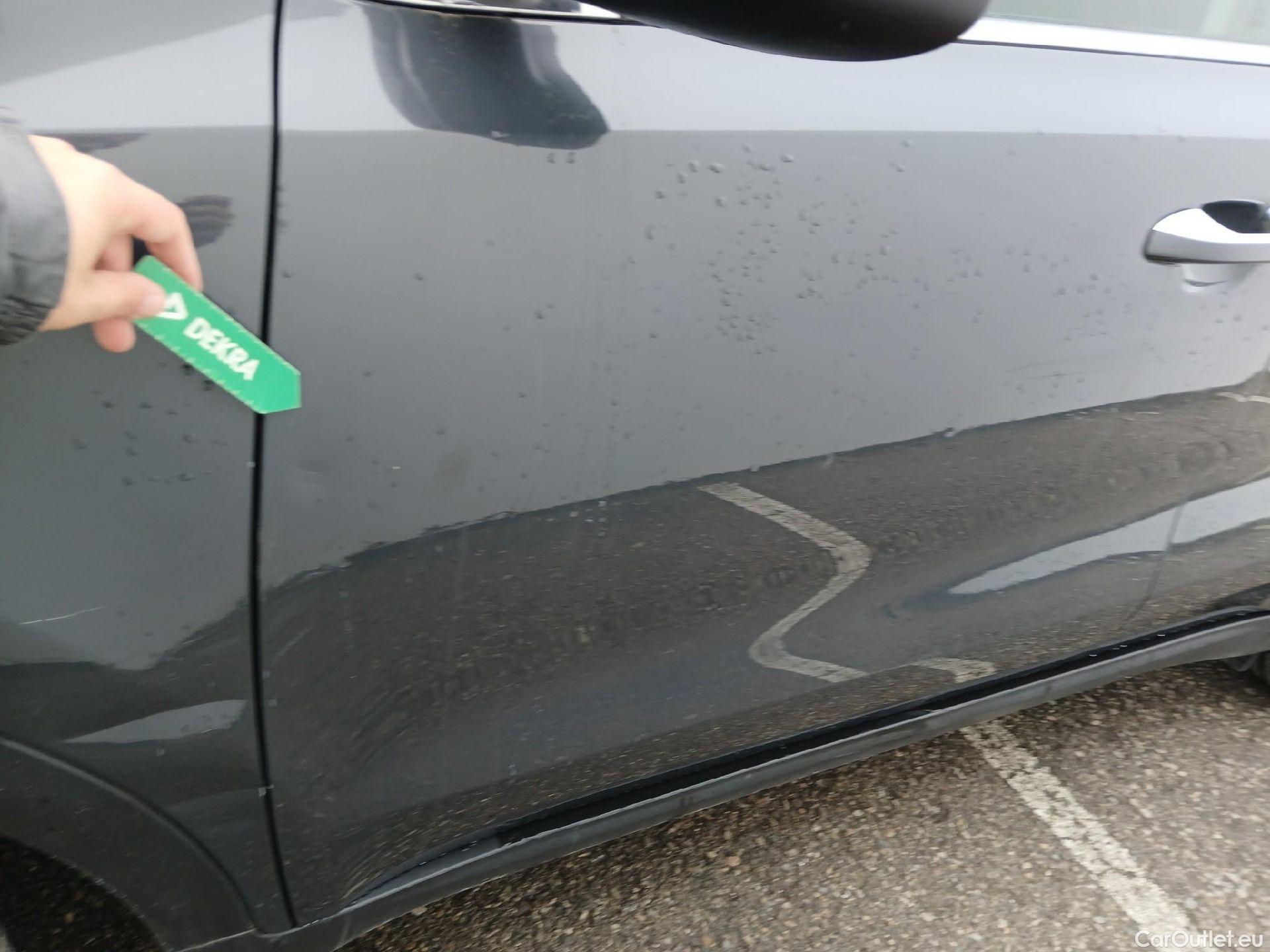  KIA  Sportage KIA  1.6MHEV Drive 100kW(136CV) 4x2(Crist Tintados)(CX) #21