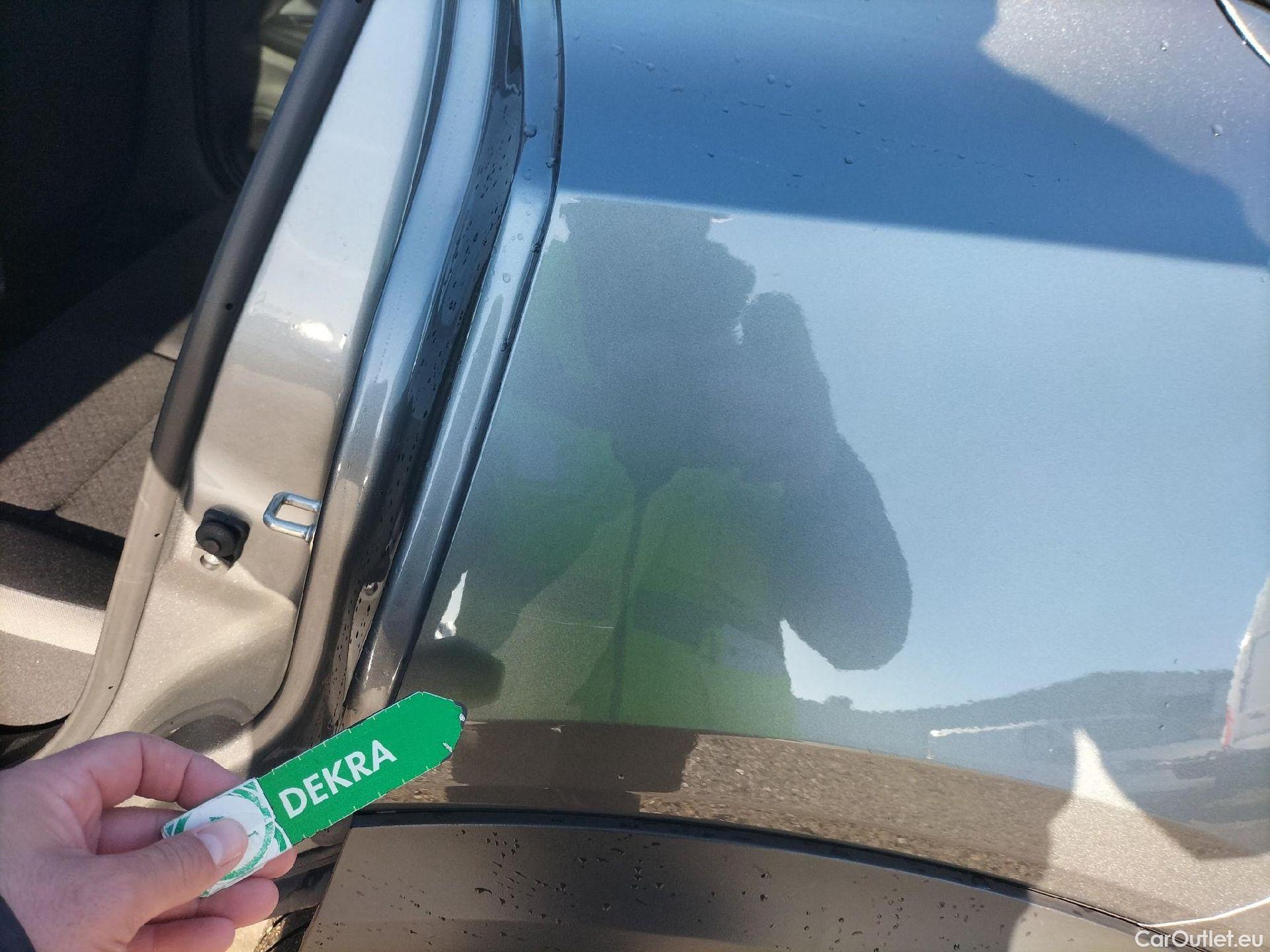  Nissan  Juke NISSAN  / 2019 / 5P / crossover DIG-T 84 kW (114 CV) DCT 7 V N-Connecta (AC2) #22