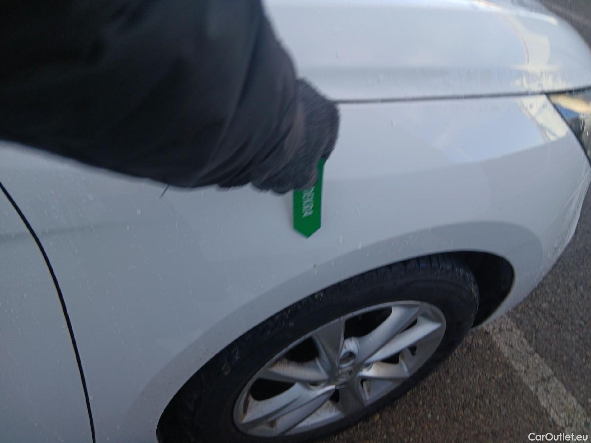  Opel  Corsa OPEL  1.2T XHL 74kW (100CV) Elegance #31