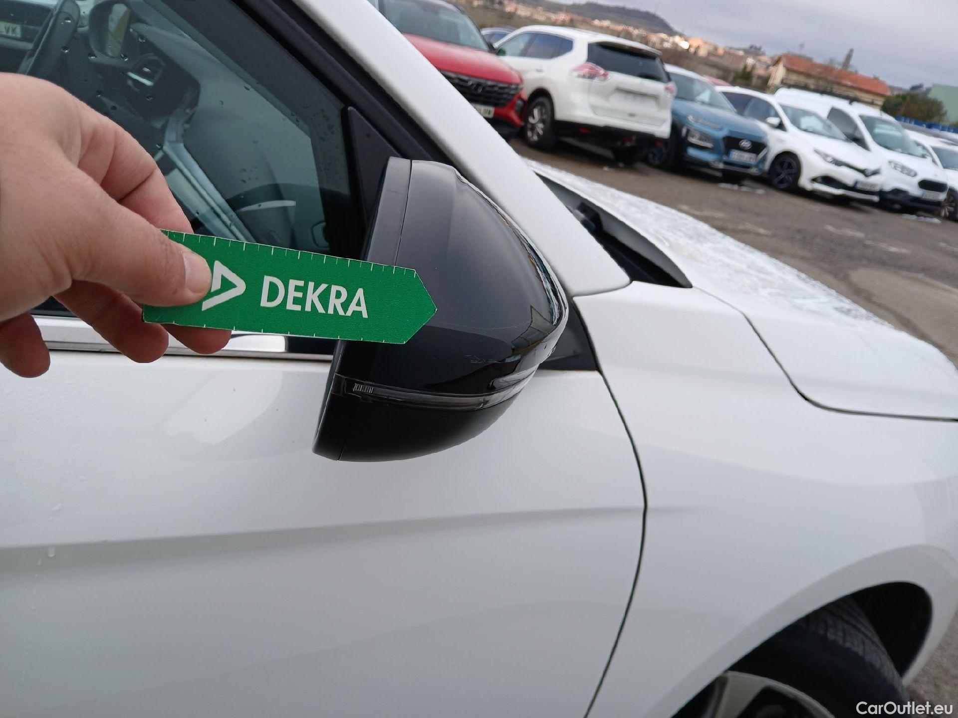  Opel  Corsa OPEL  1.2T XHL 74kW (100CV) Elegance #34