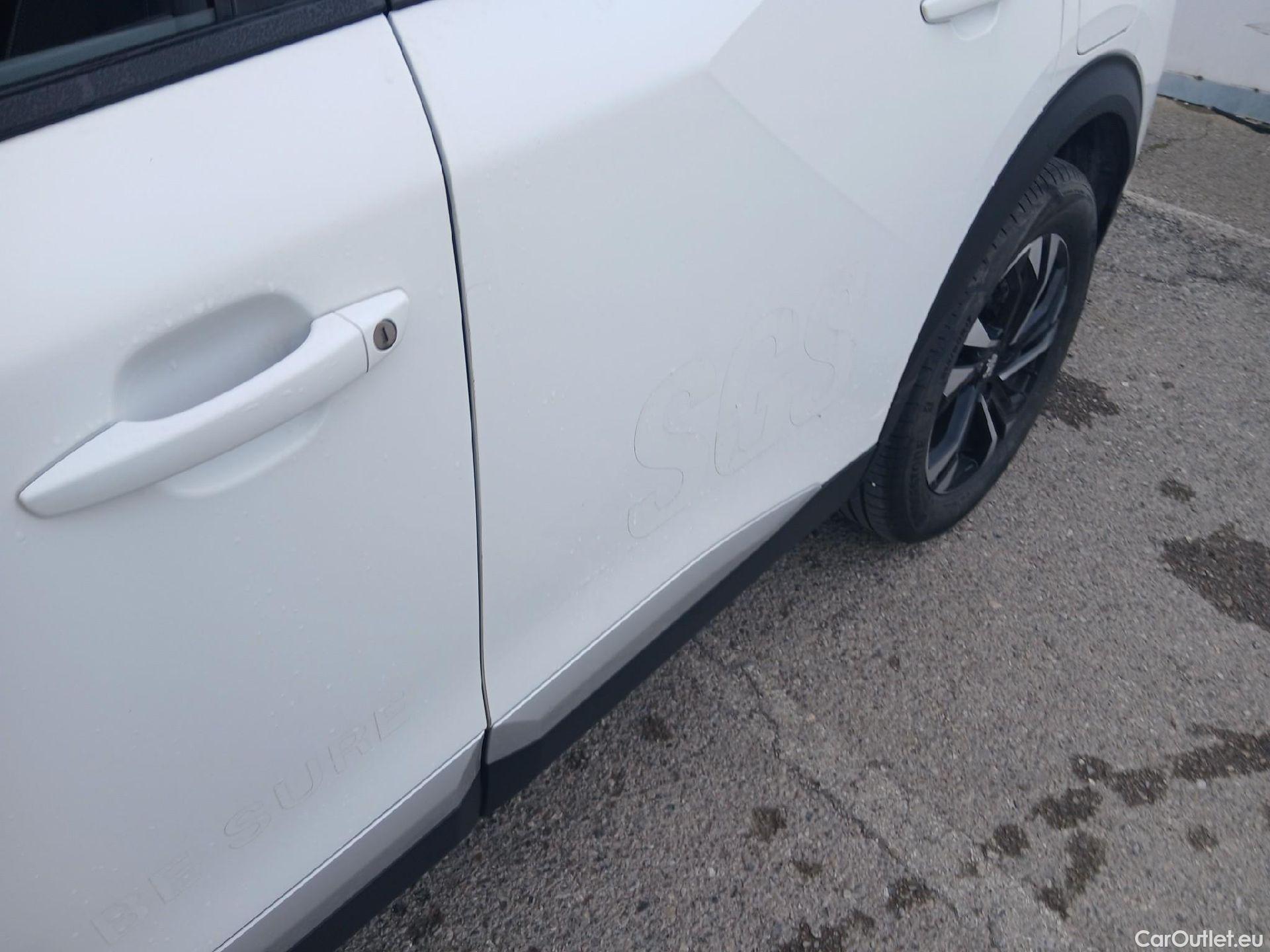  Peugeot  2008 PEUGEOT  / 2019 / 5P / todoterreno Allure BlueHDI 81kW (110CV) #6