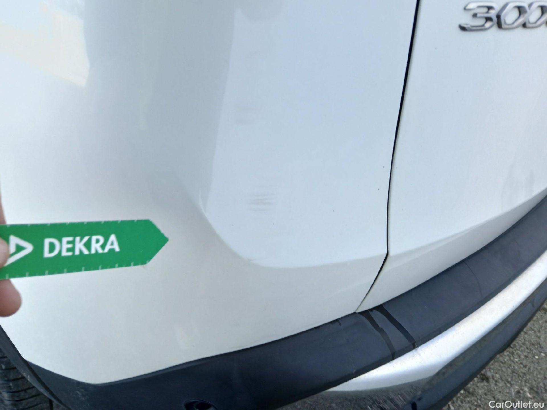  Peugeot  3008 PEUGEOT  / 2020 / 5P / todoterreno 1.5 BlueHDi 96kW S&S Allure Pack EAT8 #23