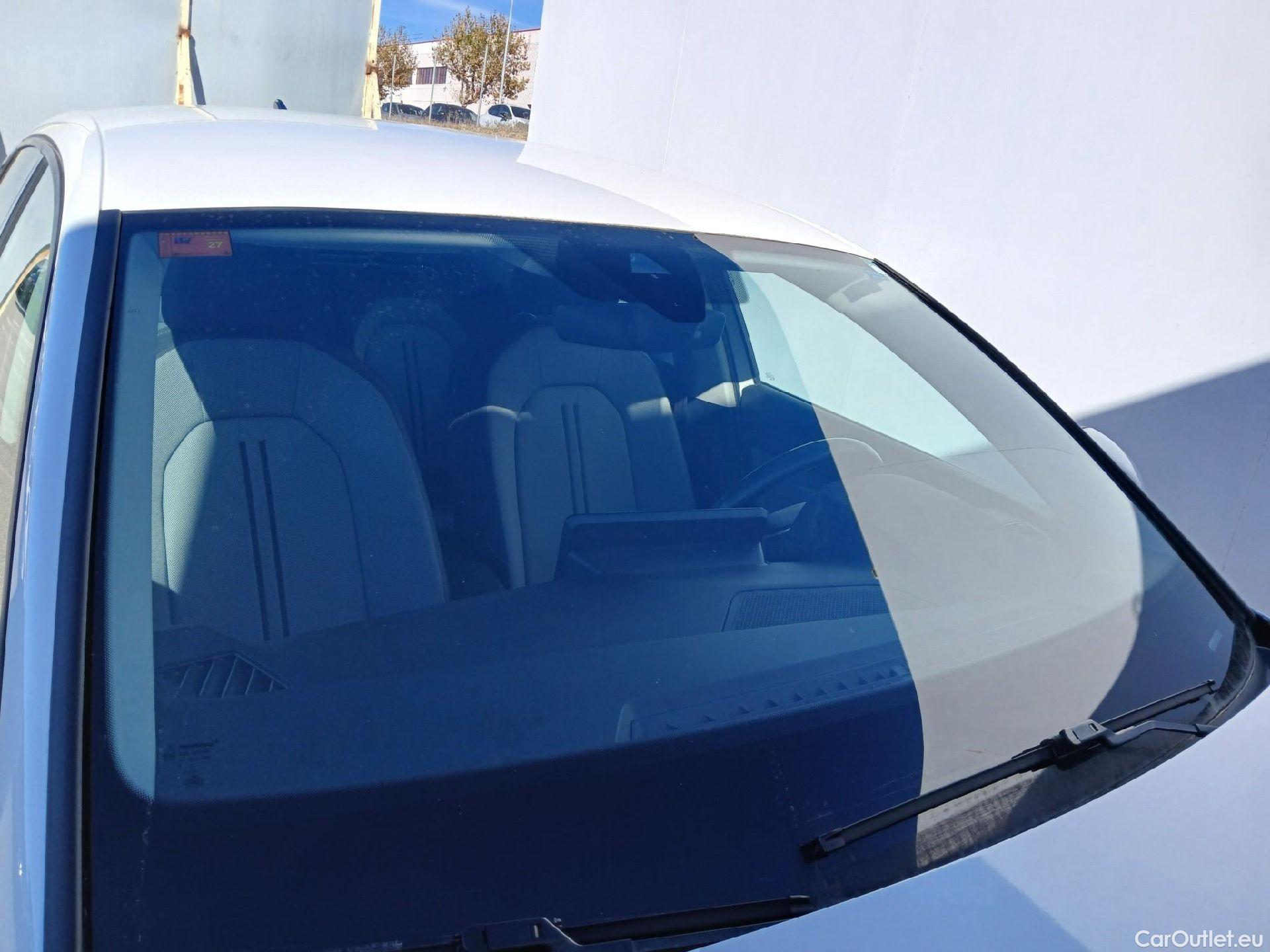  Land Rover  Discovery SEAT Nuevo León / 2020 / 5P / berlina con portón 2.0 TDI 85kW S&S Style Go (AC3) #1