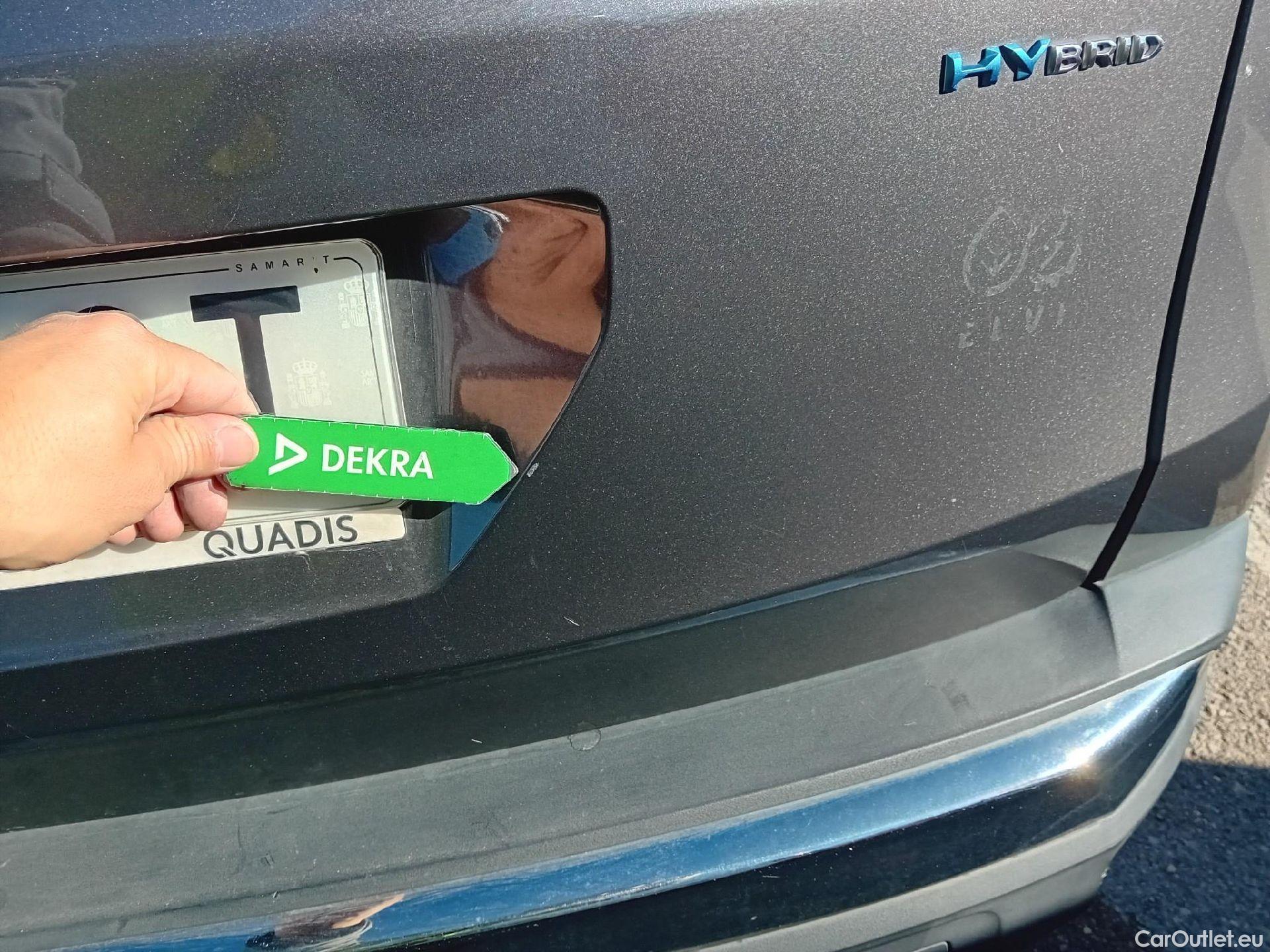  Peugeot  3008 PEUGEOT  Hybrid / 2020 / 5P / todoterreno 225 e-EAT8 GT #22