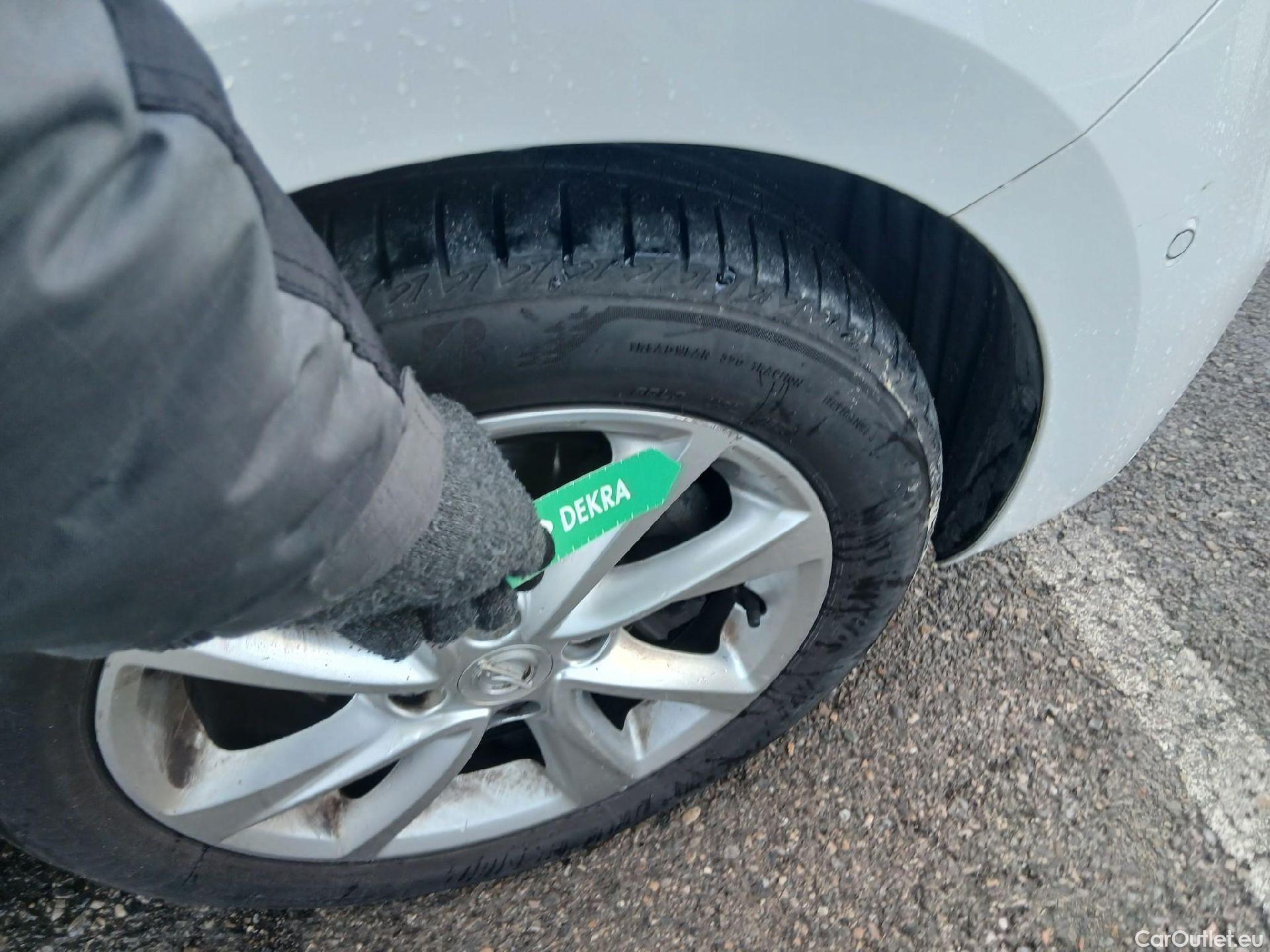  Opel  Corsa OPEL  1.2T XHL 74kW (100CV) Elegance #33