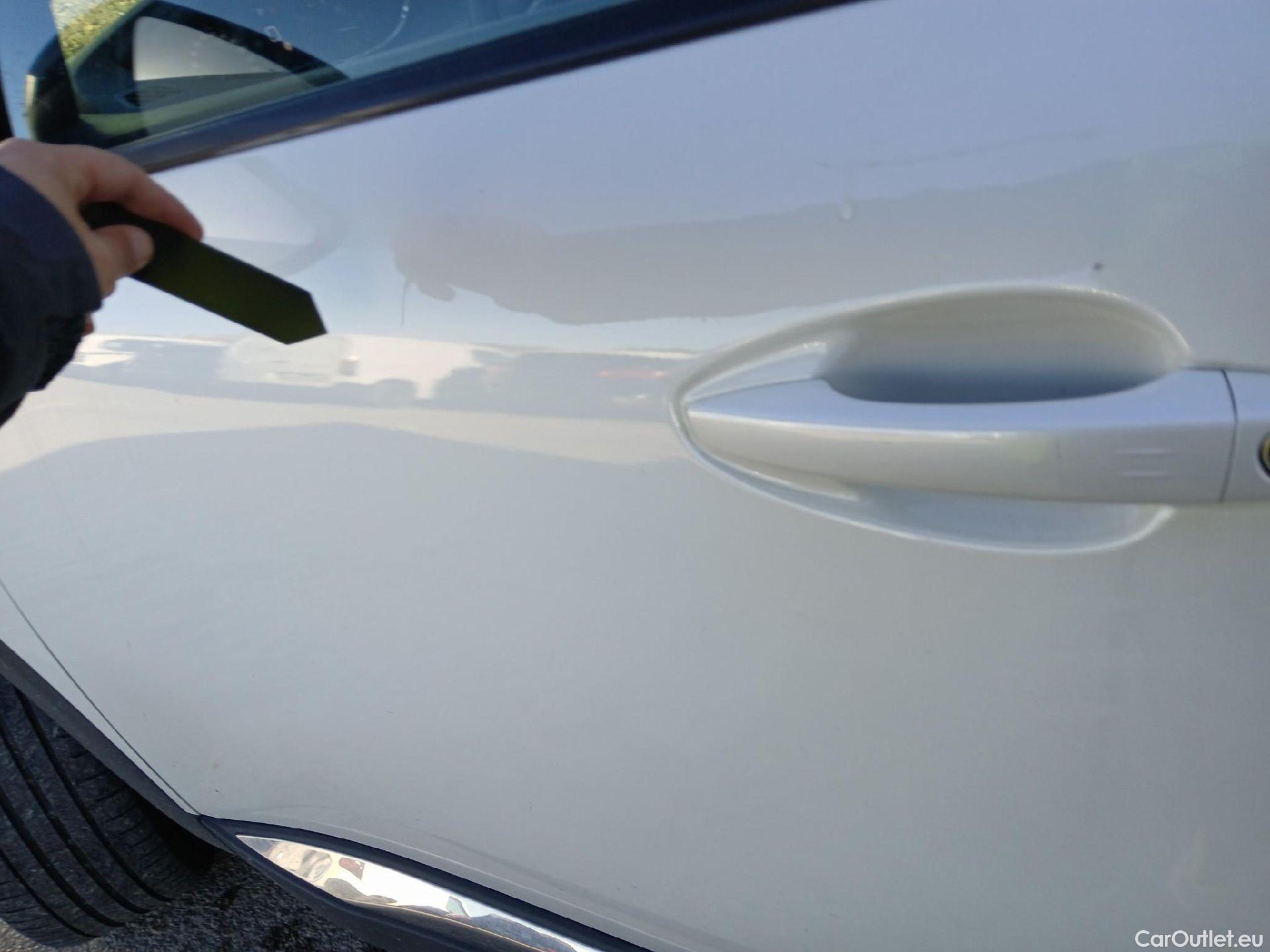  Peugeot  3008 PEUGEOT  / 2020 / 5P / todoterreno 1.5 BlueHDi 96kW S&S Allure Pack EAT8 #14