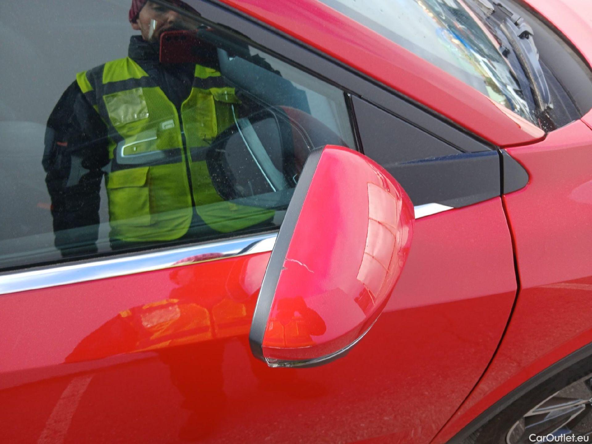  Nissan  Qashqai NISSAN  / 2021 / 5P / todoterreno DIG-T 116kW mHEV Xtronic Tekna #25