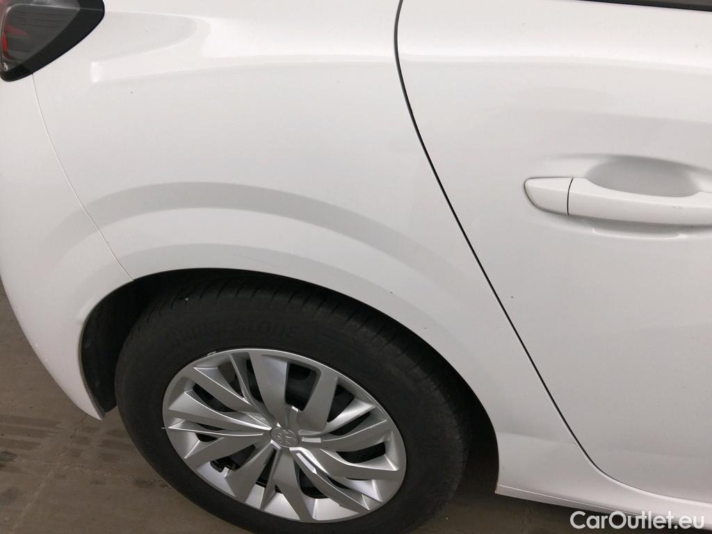  Peugeot  208 PEUGEOT  / 2019 / 5P / berlina con portón PureTech 55kW (75CV) Active #1