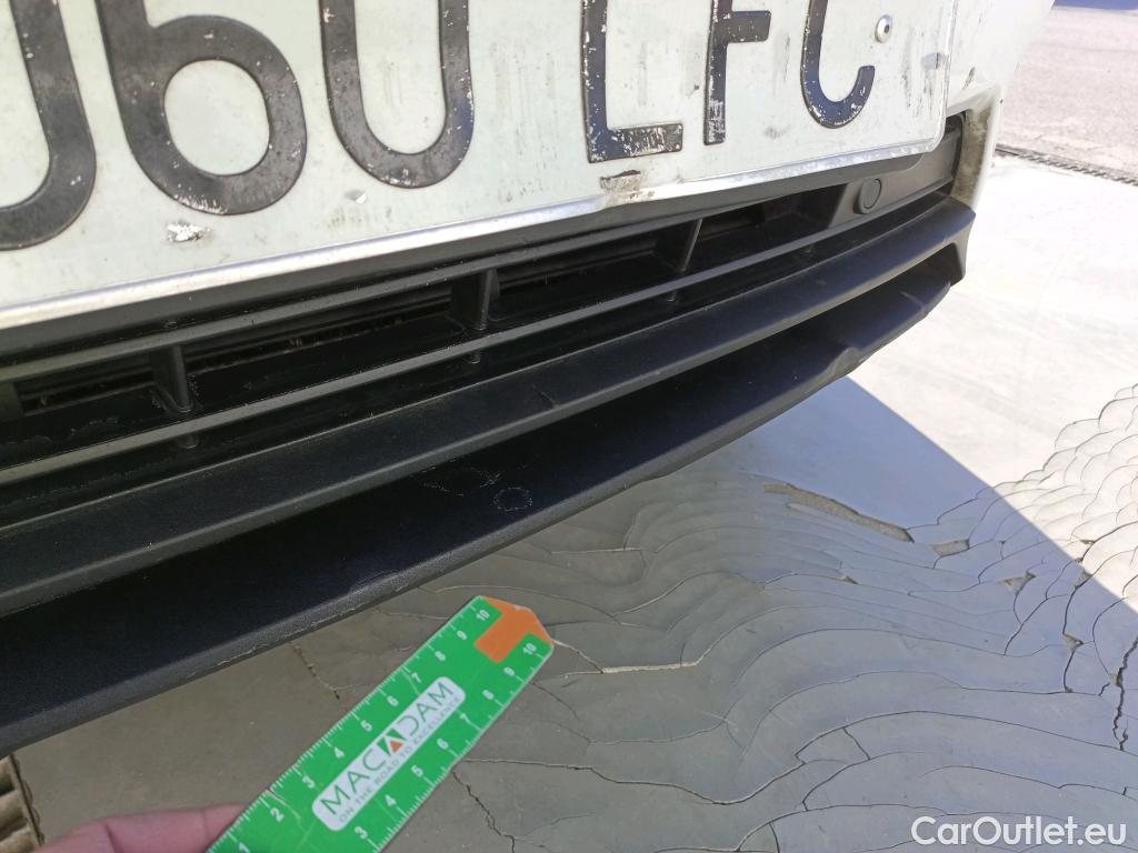  Volvo  XC 40 VOLVO XC40 / 2017 / 5P / todoterreno 2.0 D3 Auto #8