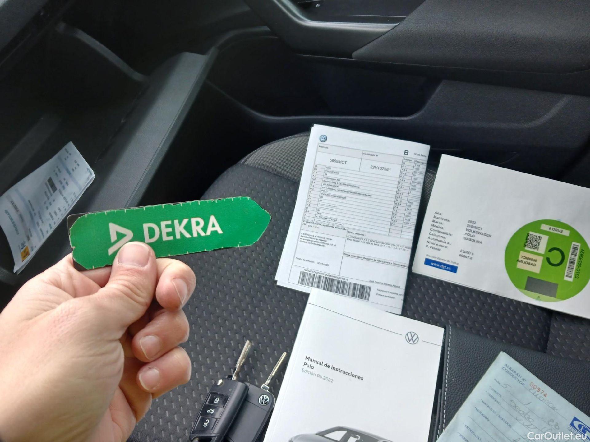  Volkswagen  Polo VOLKSWAGEN  / 2021 / 5P / berlina con portón Life 1.0 TSI 70kW (95CV) #24