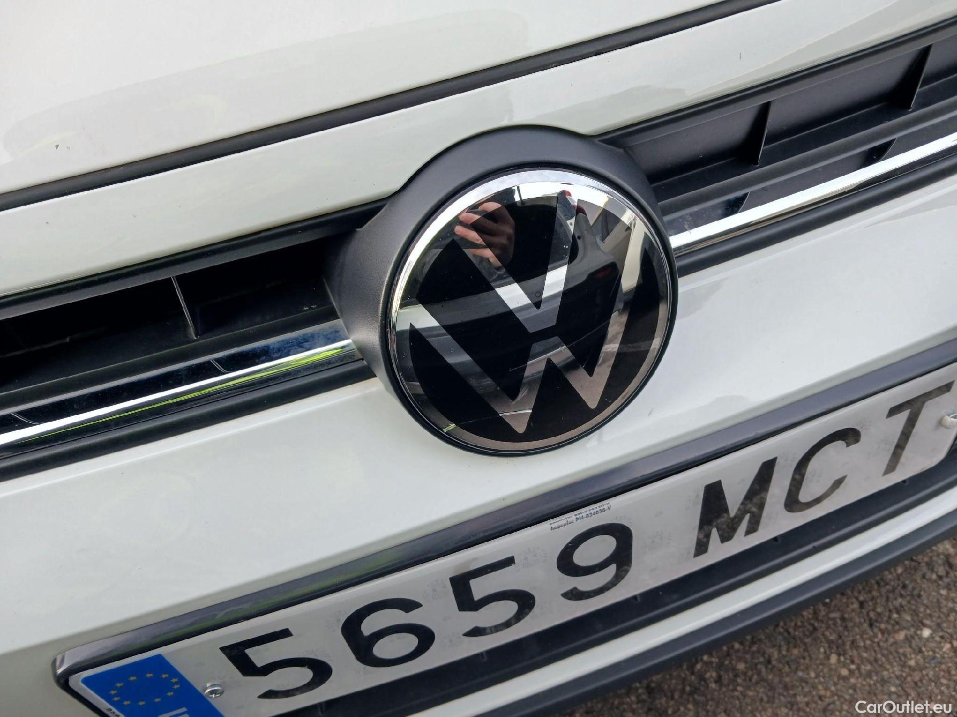  Volkswagen  Polo VOLKSWAGEN  / 2021 / 5P / berlina con portón Life 1.0 TSI 70kW (95CV) #6