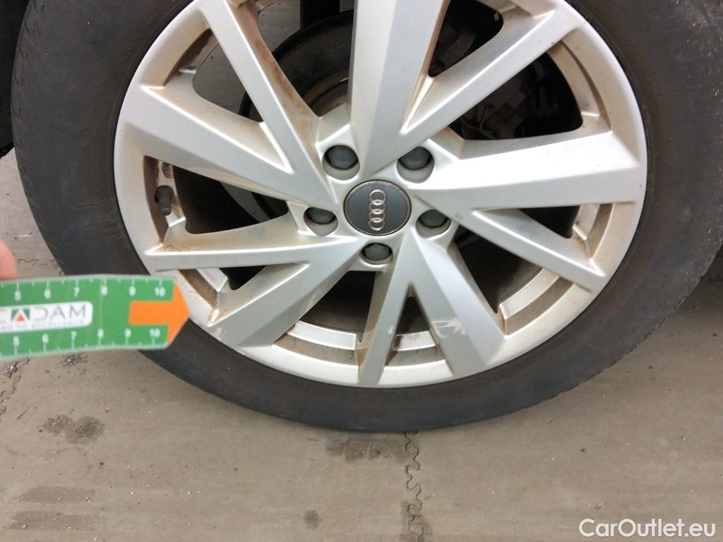  Audi  Q2 AUDI  / 2016 / 5P / todoterreno Advanced 30 TFSI 85kW (116CV) #10