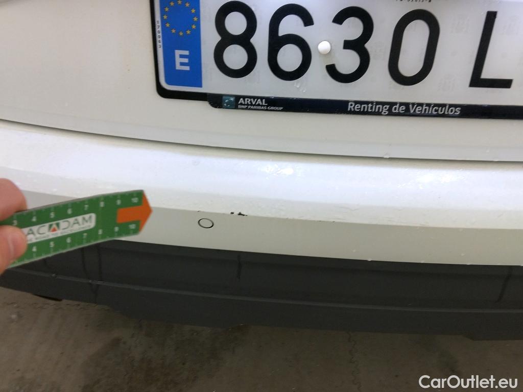  Audi  Q2 AUDI  / 2016 / 5P / todoterreno Advanced 30 TFSI 85kW (116CV) #18