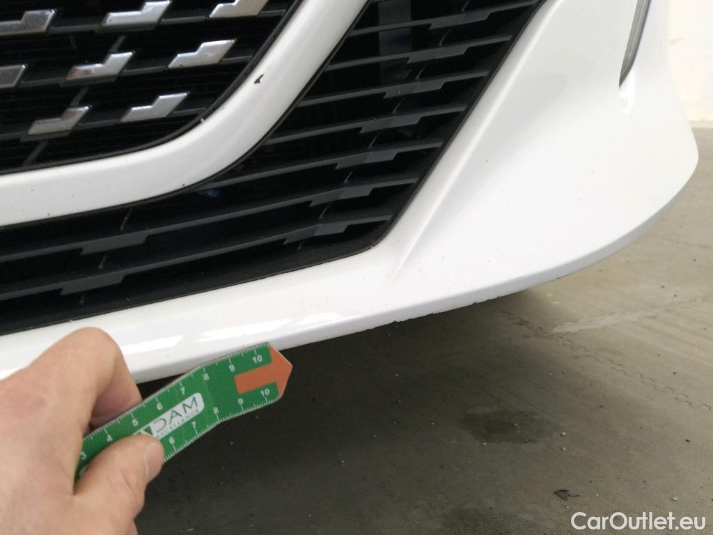  Peugeot  208 PEUGEOT  / 2019 / 5P / berlina con portón PureTech 55kW (75CV) Active #11