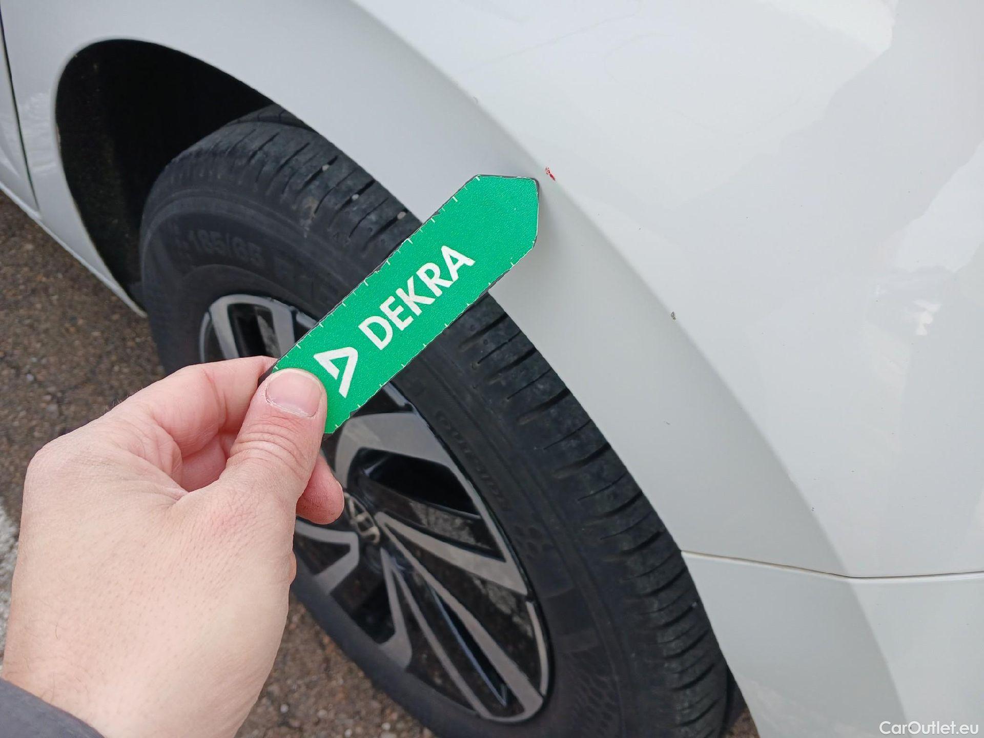  Volkswagen  Polo VOLKSWAGEN  / 2021 / 5P / berlina con portón Life 1.0 TSI 70kW (95CV) #10