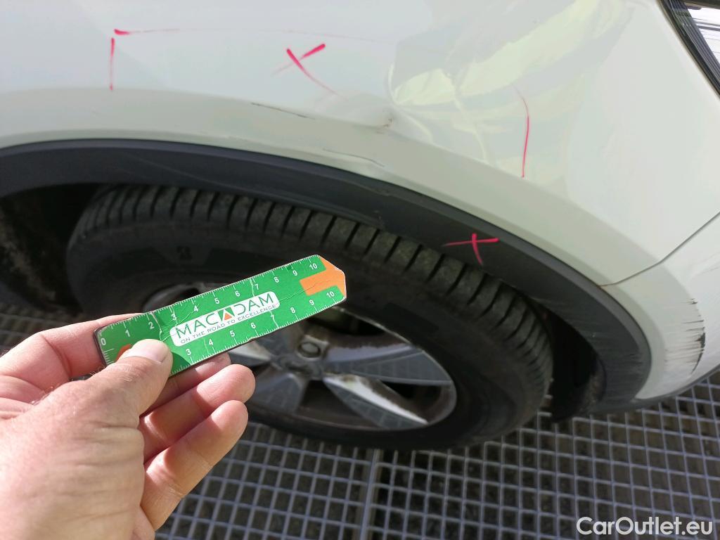  Volvo  XC 40 VOLVO XC40 / 2017 / 5P / todoterreno 2.0 D3 Auto #23