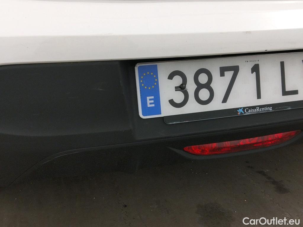  Peugeot  208 PEUGEOT  / 2019 / 5P / berlina con portón PureTech 55kW (75CV) Active #14