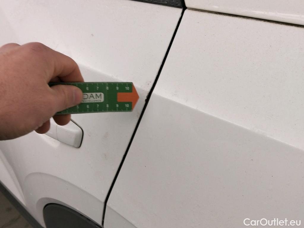  Audi  Q2 AUDI  / 2016 / 5P / todoterreno Advanced 30 TFSI 85kW (116CV) #23